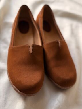 b.o.c Tan Suede Slip-On Loafers